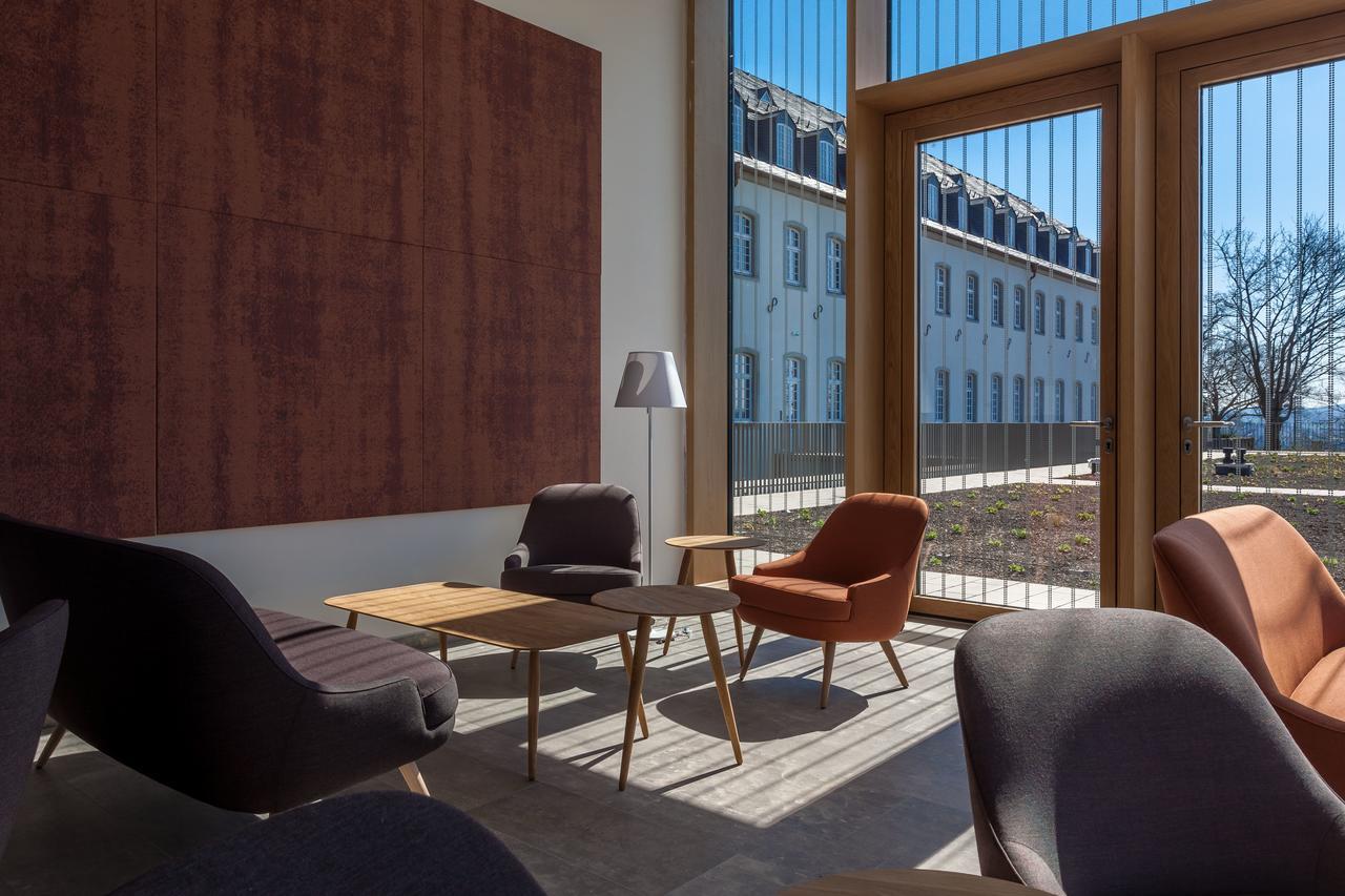 Katholisch-Soziales Institut Hotel Зигбург Екстериор снимка